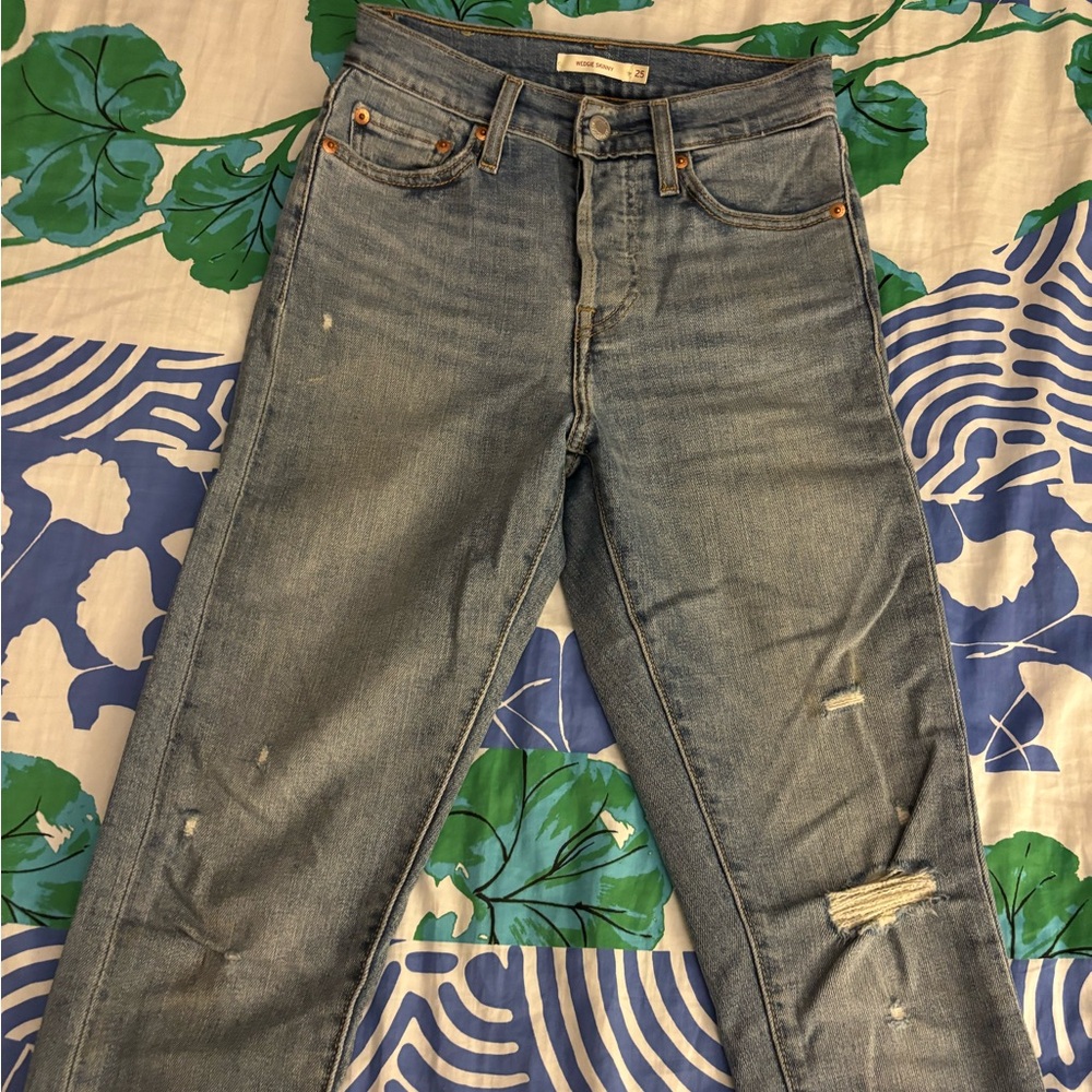 Levi’s Wedgie Skinny Jeans size 25